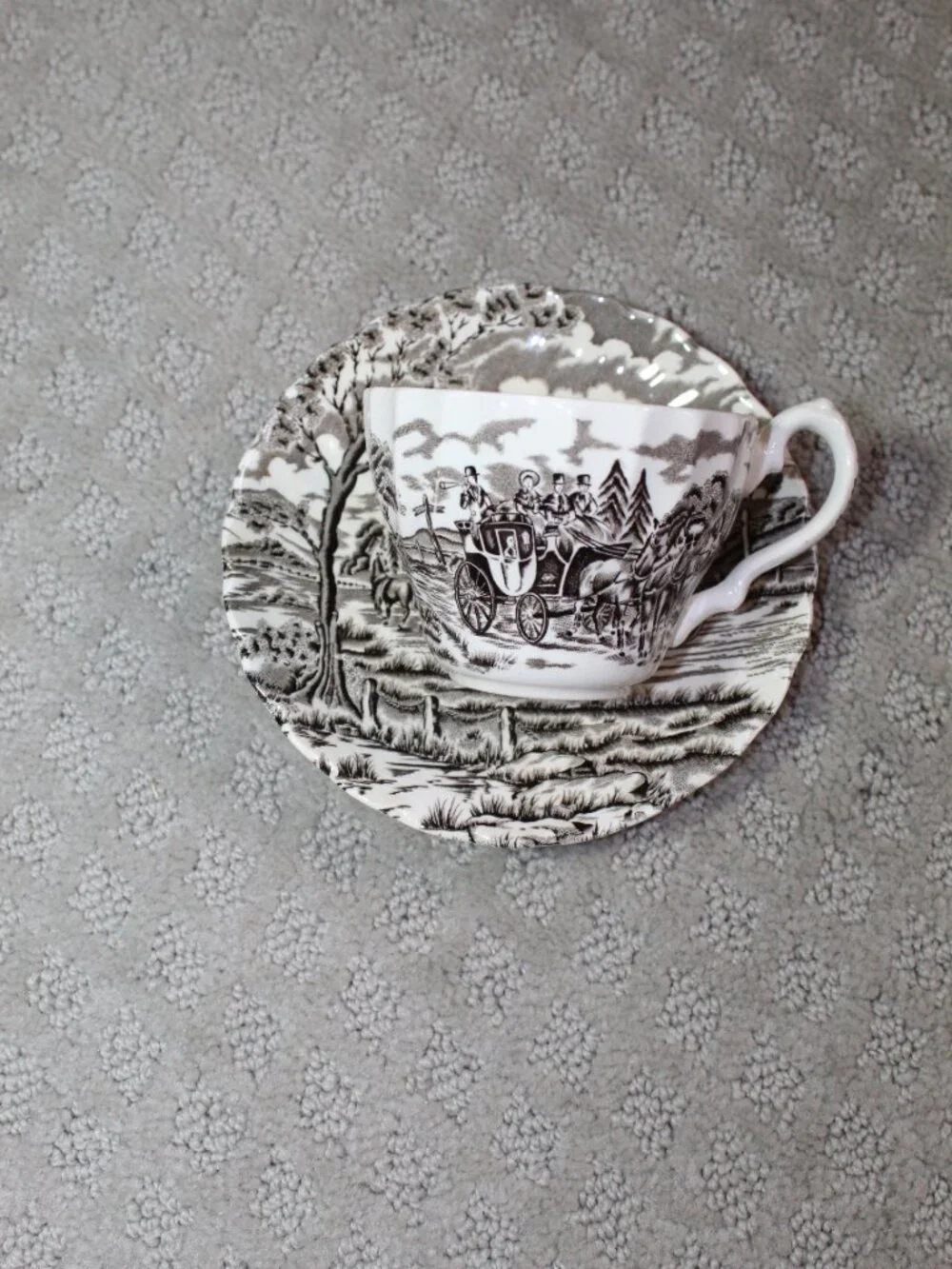Royal Mail Staffordshire Ware Brown & Ivory Tea Cup & Saucer